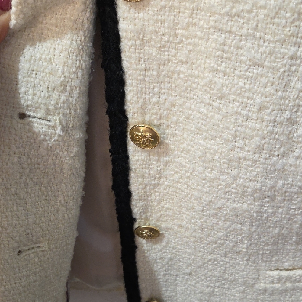 J. Crew White and Black Cropped Blazer with Textured Fabric - Picture 4 of 7